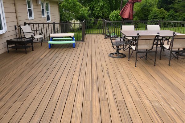how_to_install_composite_decking-05 how_to_install_composite_decking-05